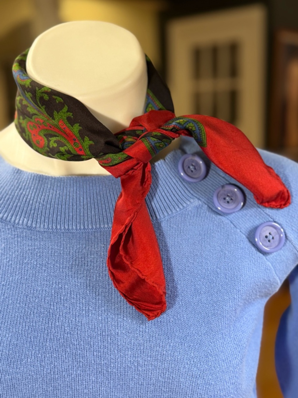 Vintage Style Old Money Paisley Scarf Red/Green/Tan‎ (VGUC)